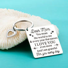 Load image into Gallery viewer, Mom Keychain, Mother Gifts from Daughter, Kids | Mother’s Day Christmas Birthday Gifts for Mom Her | Valentine’s Day Gifts from Daughter for Mom I Presents for Mom
