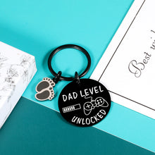 Load image into Gallery viewer, New Expecting Dad First Time Father&#39;s Day Daddy to be Gift for New Dad First Time Parents Pregnancy Baby Announcement Gifts Keychain Soon to Be Dad Valentines Christmas Men Him
