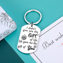 Load image into Gallery viewer, Gifts for Stepson Stepdaughter Keychain Christmas from Stepmom Stepdad for Step Bonus Daughter Son Wedding for Him Her Bride Groom from Mother Father in Law Birthday Valentines Gift for Girl Boys
