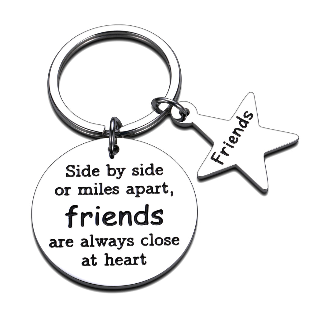 Friendship Keychain Gift for Best Friend Teens Boys Girls Appreciation Birthday Graduation Christmas Gift Friends are Always Close at Heart Motivational Key Ring for Friends BFF Colleague Schoolmate